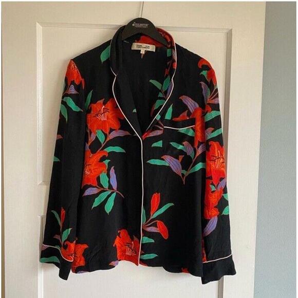 DVF Diane Von Furstenberg Tilly Argos Floral Silk Pajama Top Size P XS - Picture 4 of 9